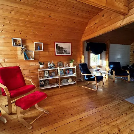 Dom wakacyjny Merejussi Puhkemajad