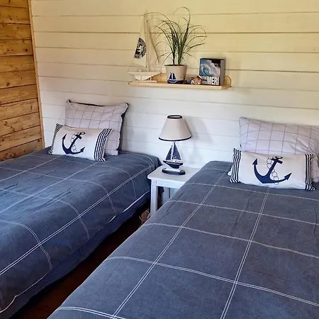 Merejussi Puhkemajad *